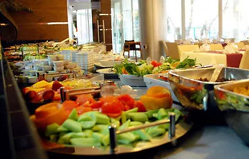 Alba Hotel 4*