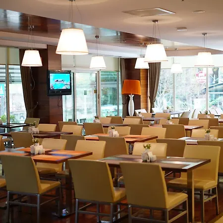 Alba Hotell